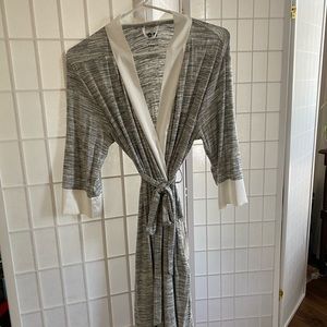 Kindred Bravely Emmaline Robe (NWOT)